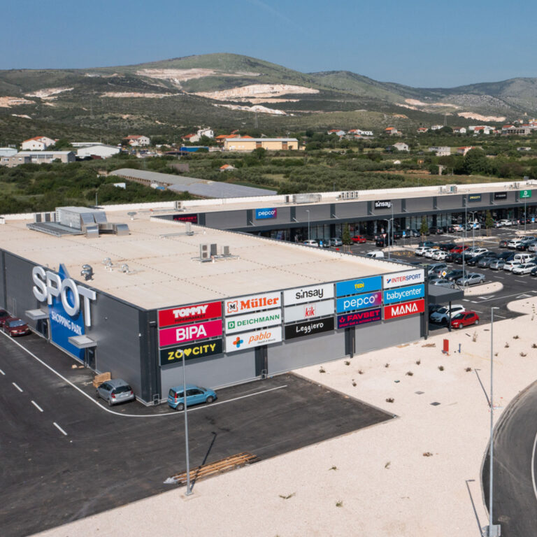 Supermarket Tommy Plano